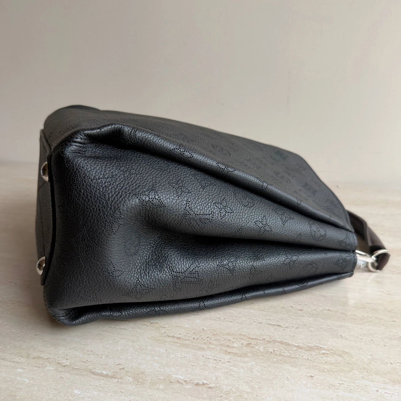 Louis Vuitton Mahina Monogram Black Handbag Shoulder Bag Silver Hardware