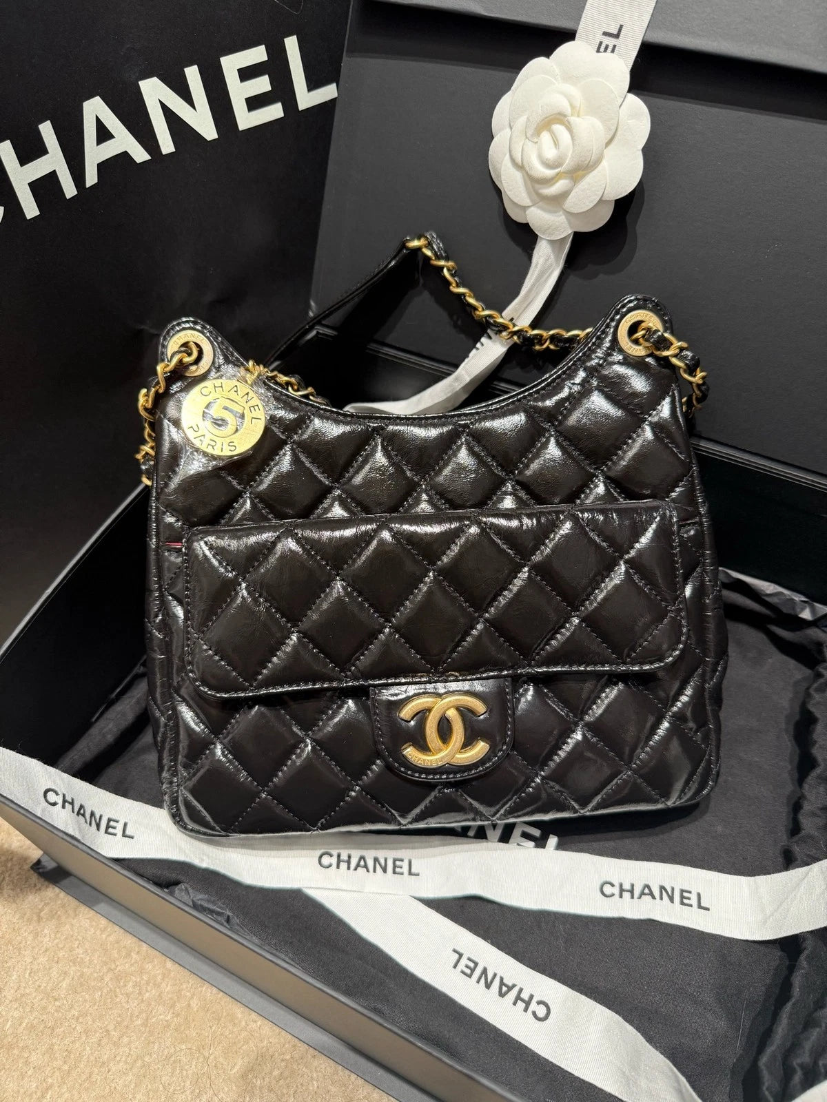 New CHANEL Black Lambskin Hobo Shoulder Bag For Women