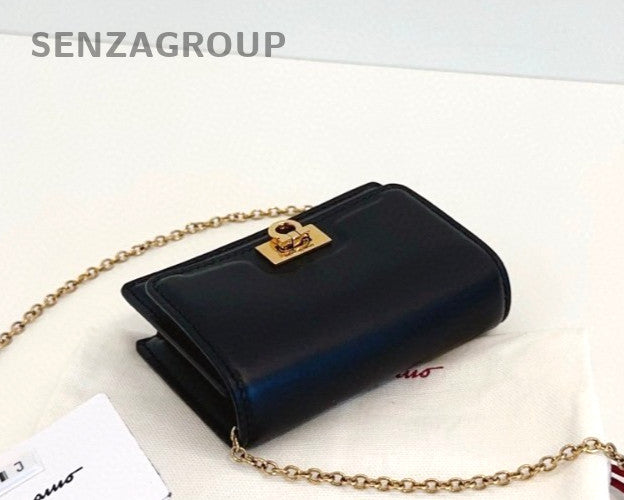 Ferragamo Mini Horseshoe Chain Card Case Shoulder Crossbody Bag Women Black Gold