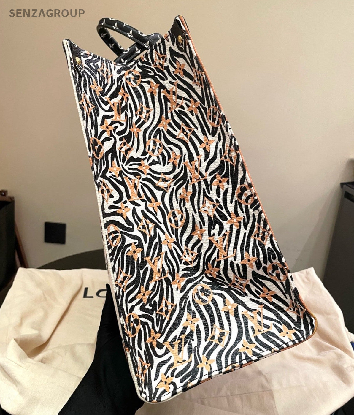 Louis Vuitton Onthego GM Tote Top Handle Bag White Orange Used Women Classic