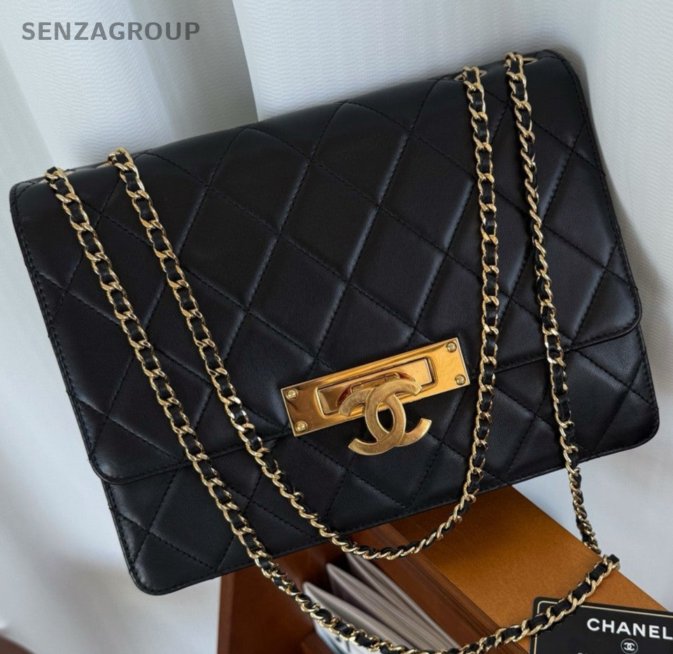 Chanel Classic Flap Chain Diamond Black Gold Shoulder Bag Used Women Designer