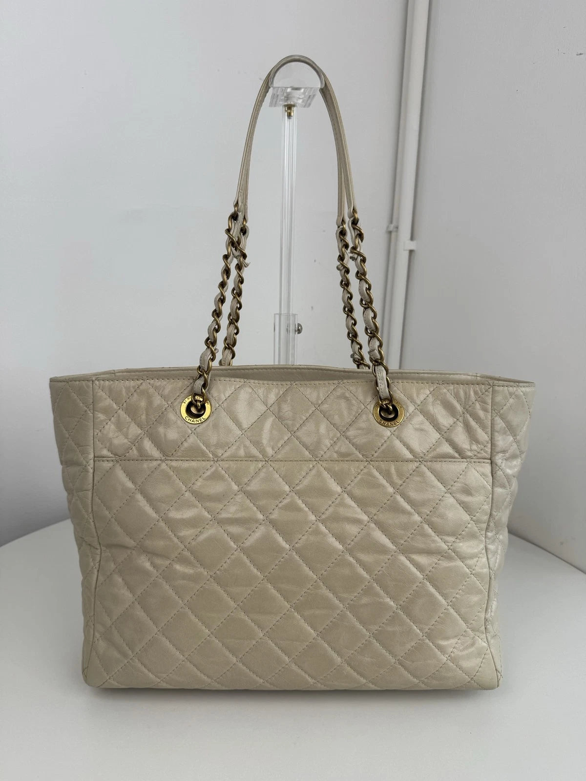 Chanel Tote Beige Chain Shoulder Bag Gold Hardware Women Fashion