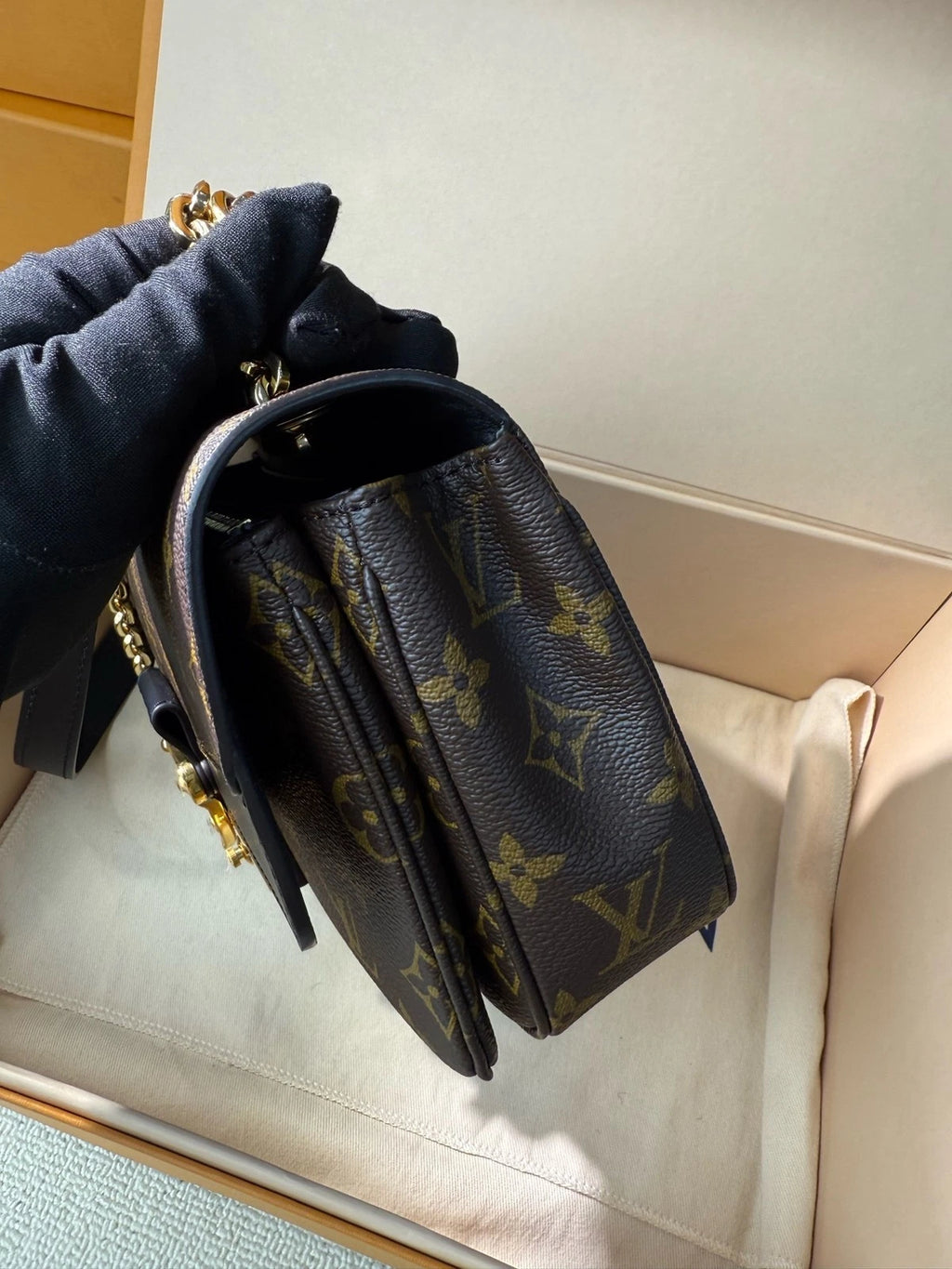 Louis Vuitton Black Leather Marceau Crossbody Bag For Women