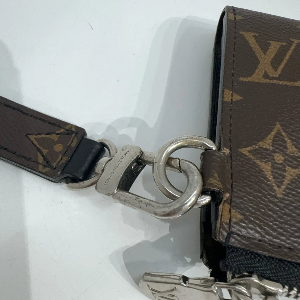 Louis Vuitton Classic Monogram Canvas Clutch Wallet For Women