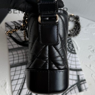 Chanel Black Gold Chevron Gabrielle Hobo Chain Shoulder Bag