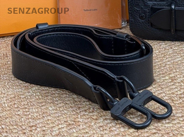 Louis Vuitton Msteamer Shoulder Bag Black Unisex Adults Classic