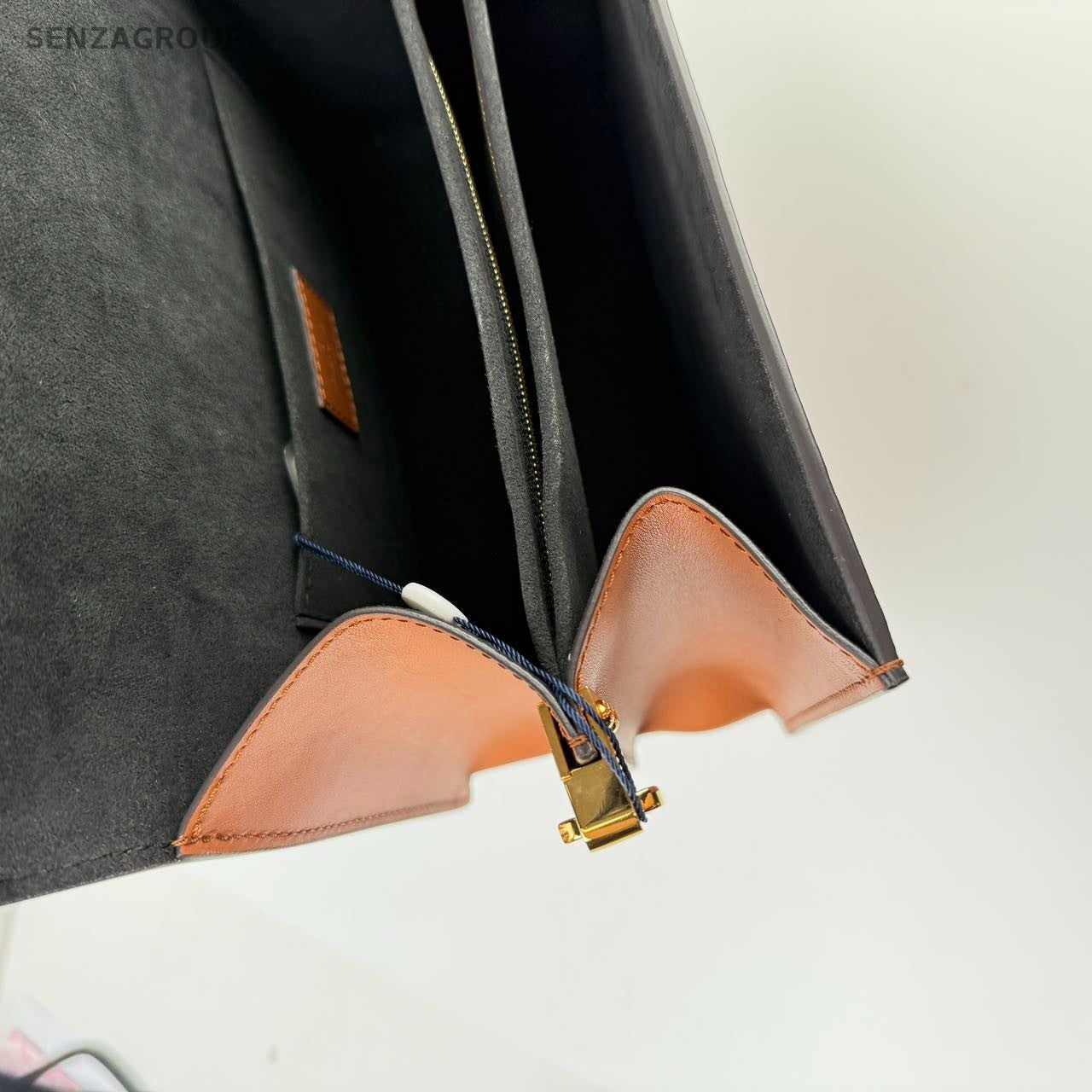 SJ0001 Dauphine MM shoulder bag