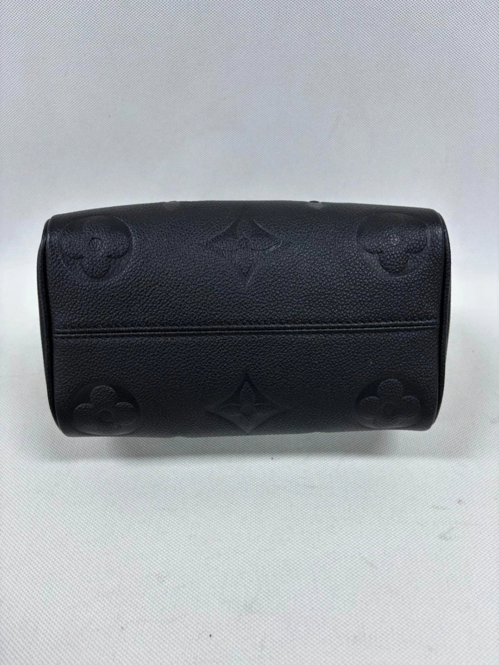 SJ0001 Louis Vuitton Speedy 20 black leather Z