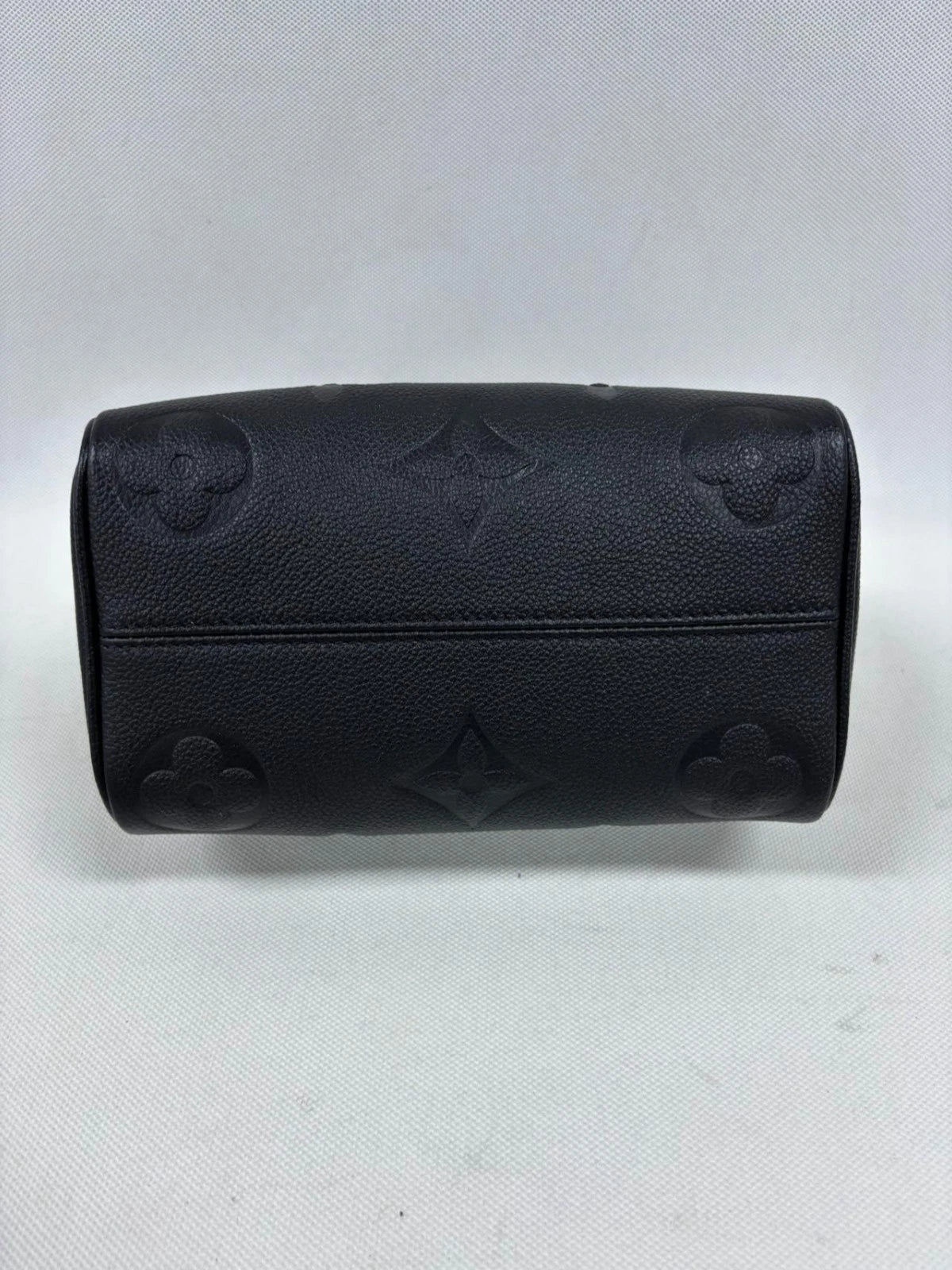 SJ0001 Louis Vuitton Speedy 20 black leather Z