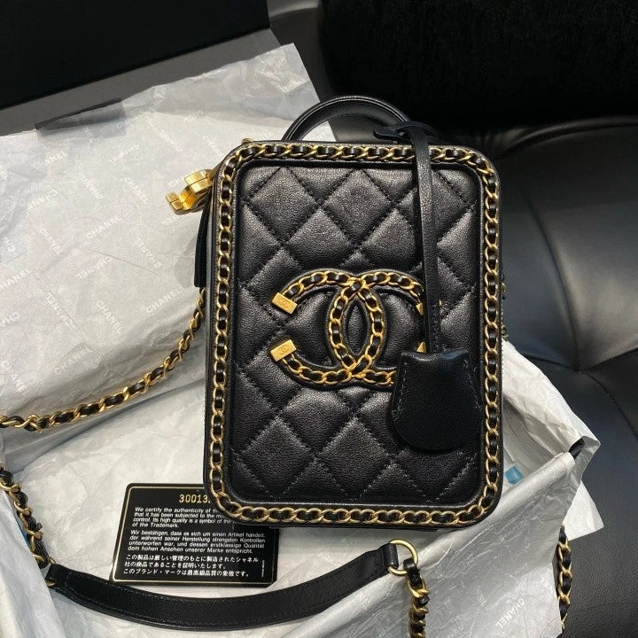 Chanel Vanity Lambskin Shoulder Bag Crossbody Excellent