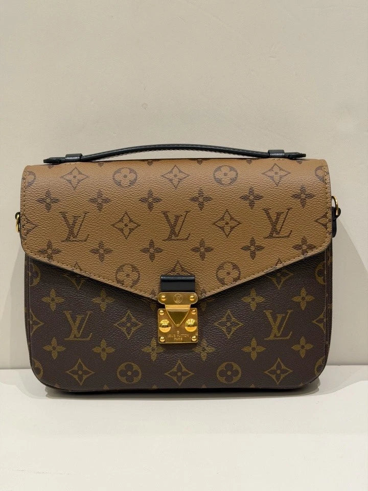 Louis Vuitton Messenger Crossbody Shoulder Bag For Women