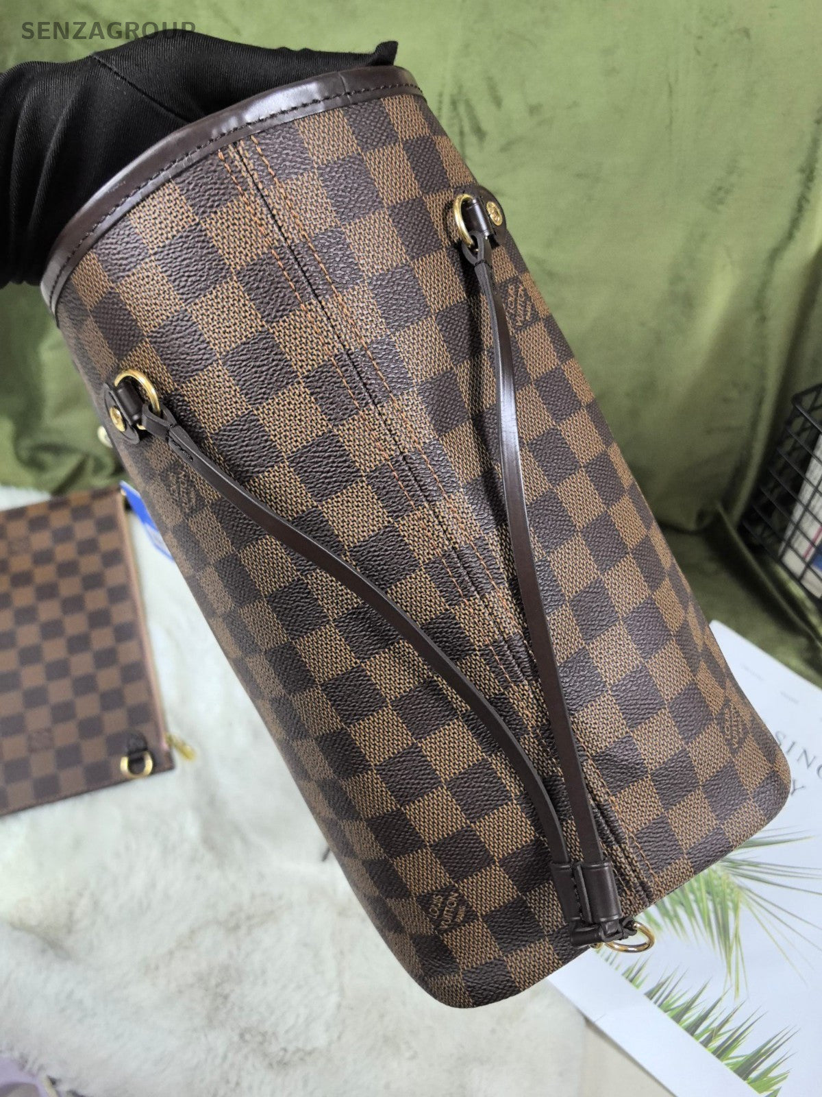 Louis Vuitton Neverfull MM Damier Ebene Tote with pouch Shoulder bag Women Brown