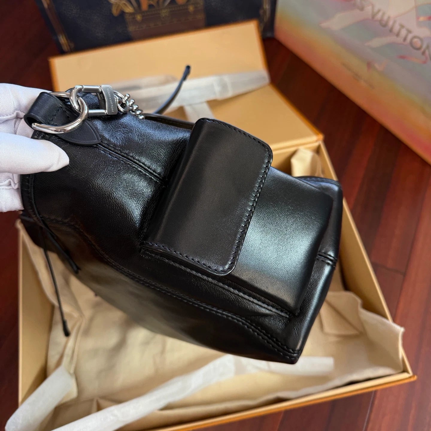 Louis Vuitton Carryall Cargo Vibe PM Shoulder Crossbody Black Silver Women