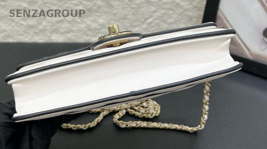 Chanel 25P WOC Chain Shoulder bag White Gold Used Women Classic Diamond Pattern