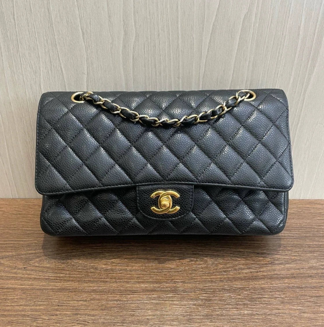 Chanel Classic Flap MM Chain Shoulder Bag Turn Lock Black Women Fashion