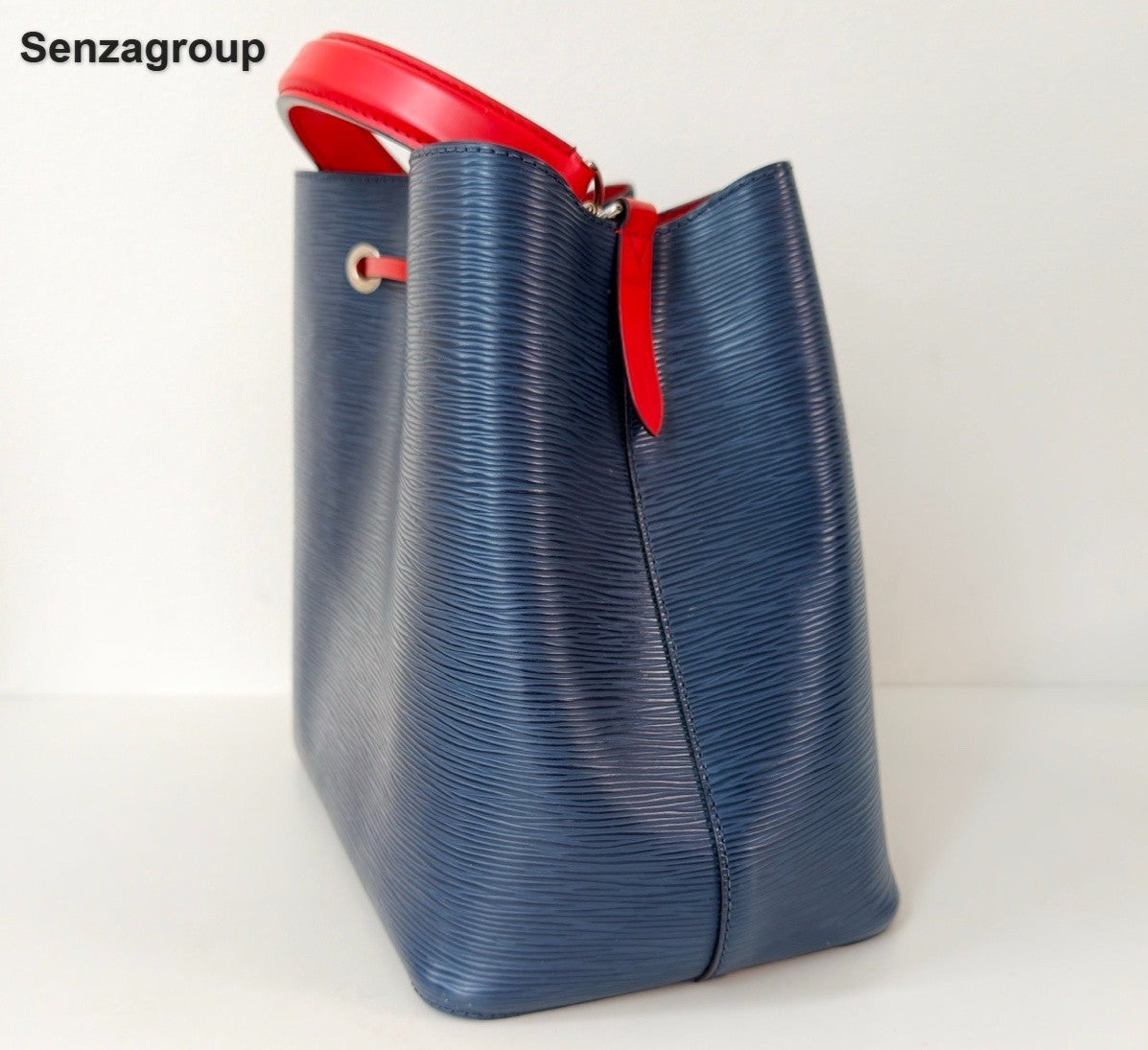 Louis Vuitton Epi Calfskin Bucket Top Handle Shoulder Bag Blue Silver Women