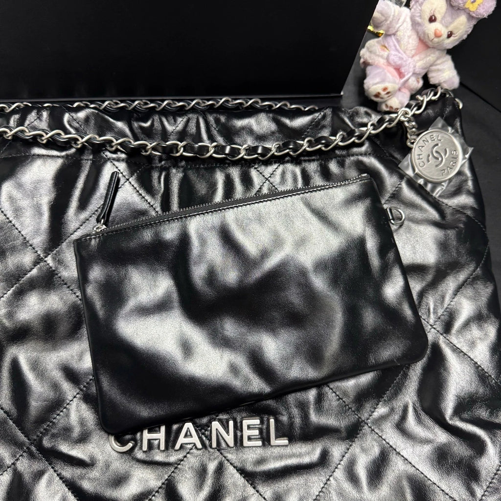 Brand New CHANEL 22 Medium Black Silver Leather Tote Bag For Women