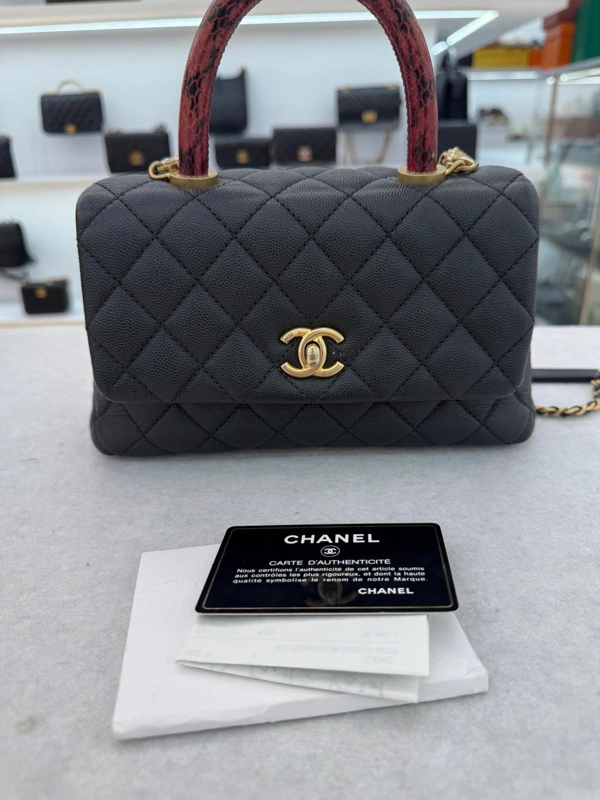 CHANEL Black Calfskin COCO Handle Shoulder Bag For Women