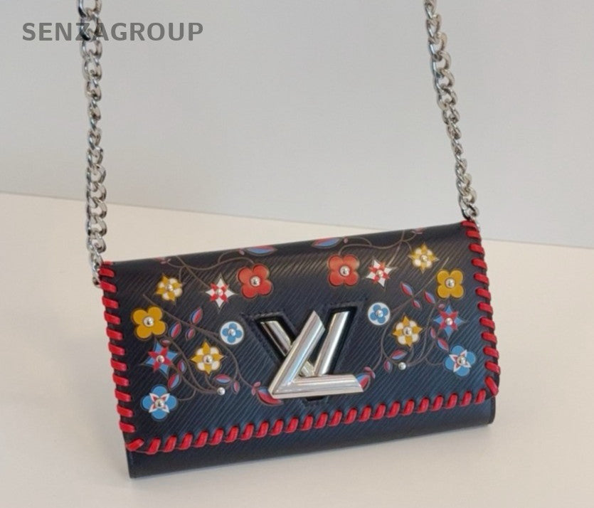 Louis Vuitton Twist Chain Epi Shoulder Bag Crossbody Black Silver Women Classic