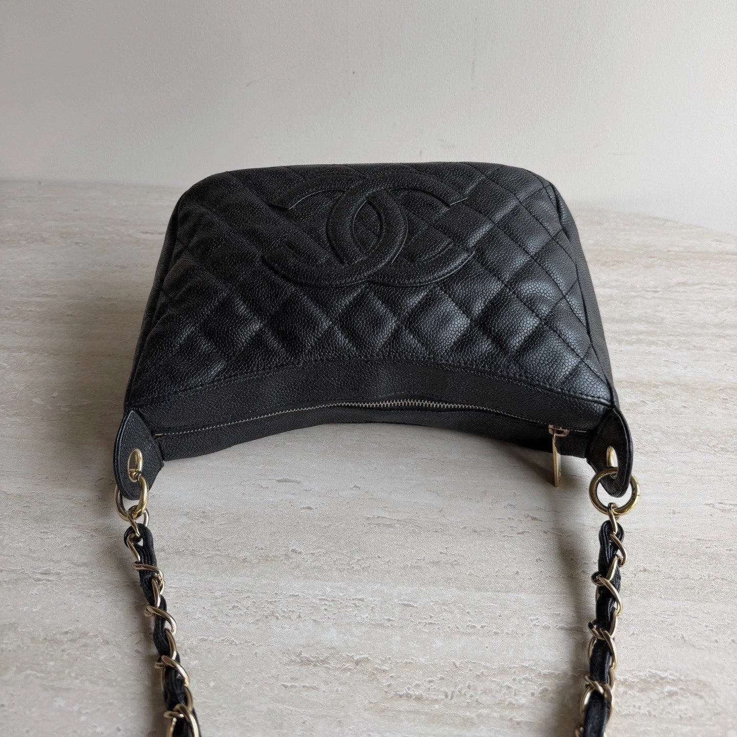 Chanel CC Logo Caviar Leather Diamond Gold Chain Underarm Shoulder Bag
