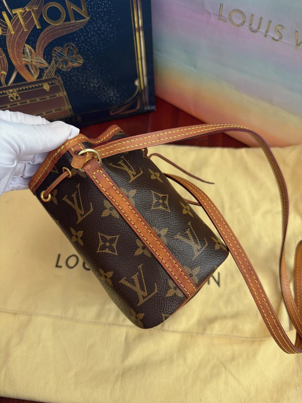 Louis Vuitton Noe Brown Shoulder Bag Crossbody Excellent