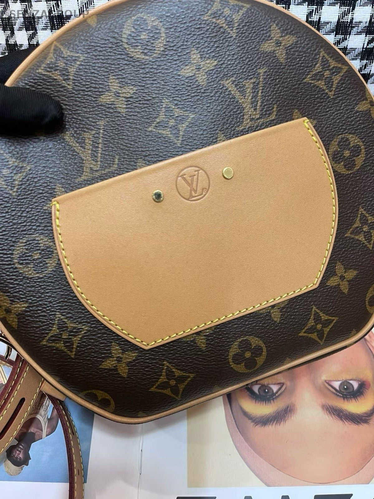 Louis Vuitton Boite Chapeau Souple GM Monogram Shoulder bag Brown Women