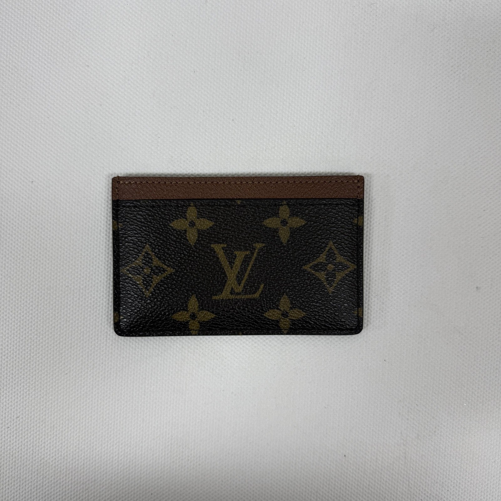 #1 - SJ0001  Louis Vuitton card holder