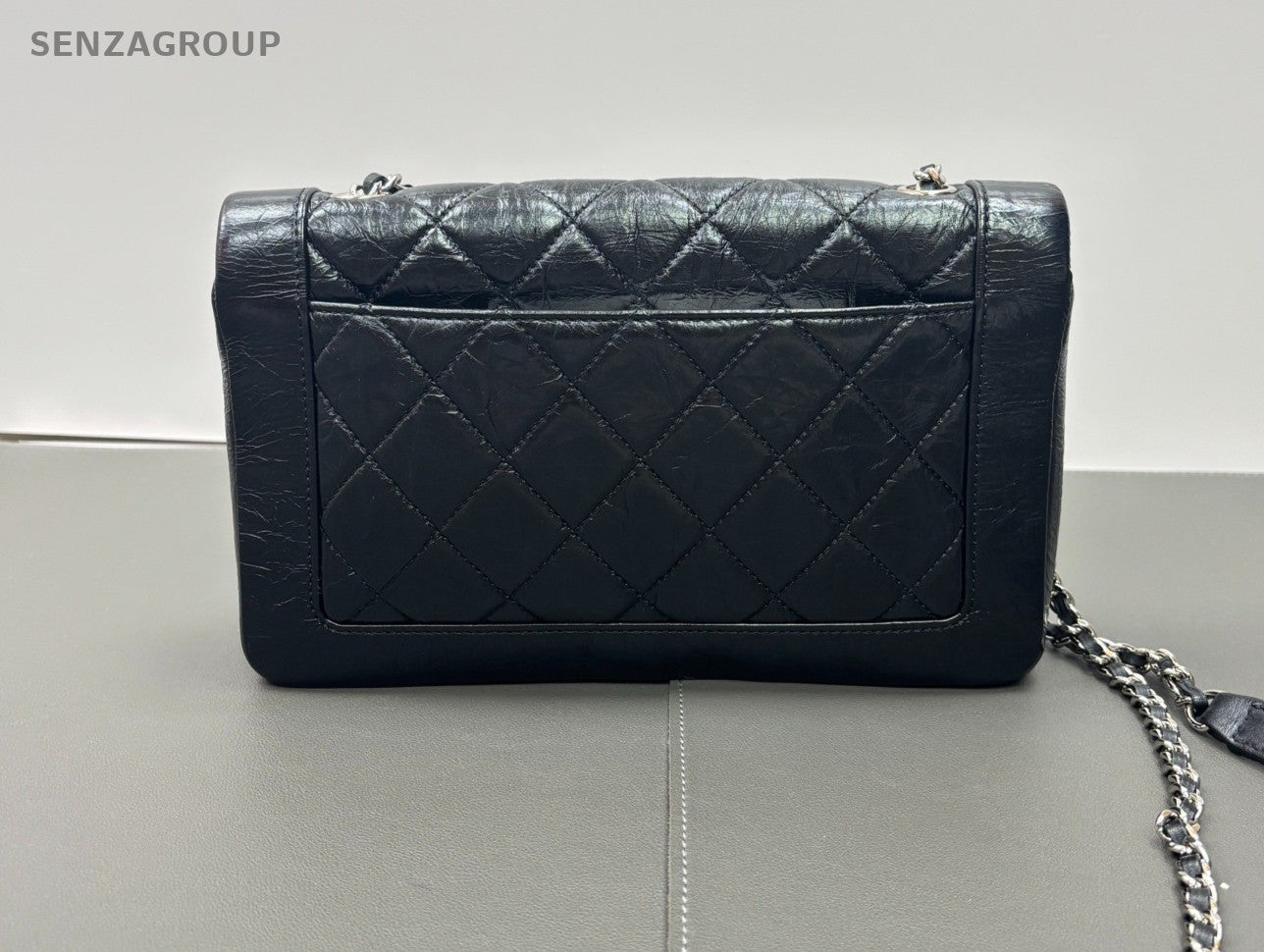 Chanel woc Oil waxed leather Diamond Pattern Chain Shoulder bag Black Silver