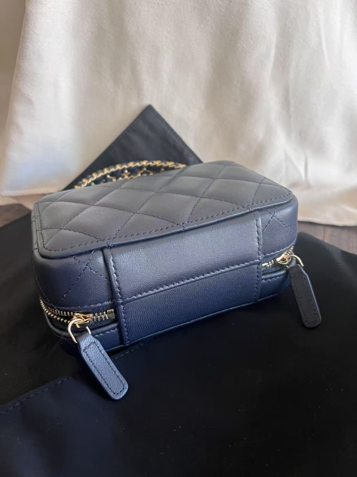 CHANEL 22K  Camera bag mini Top Handle Chain Strap Crossbody Brand NEW