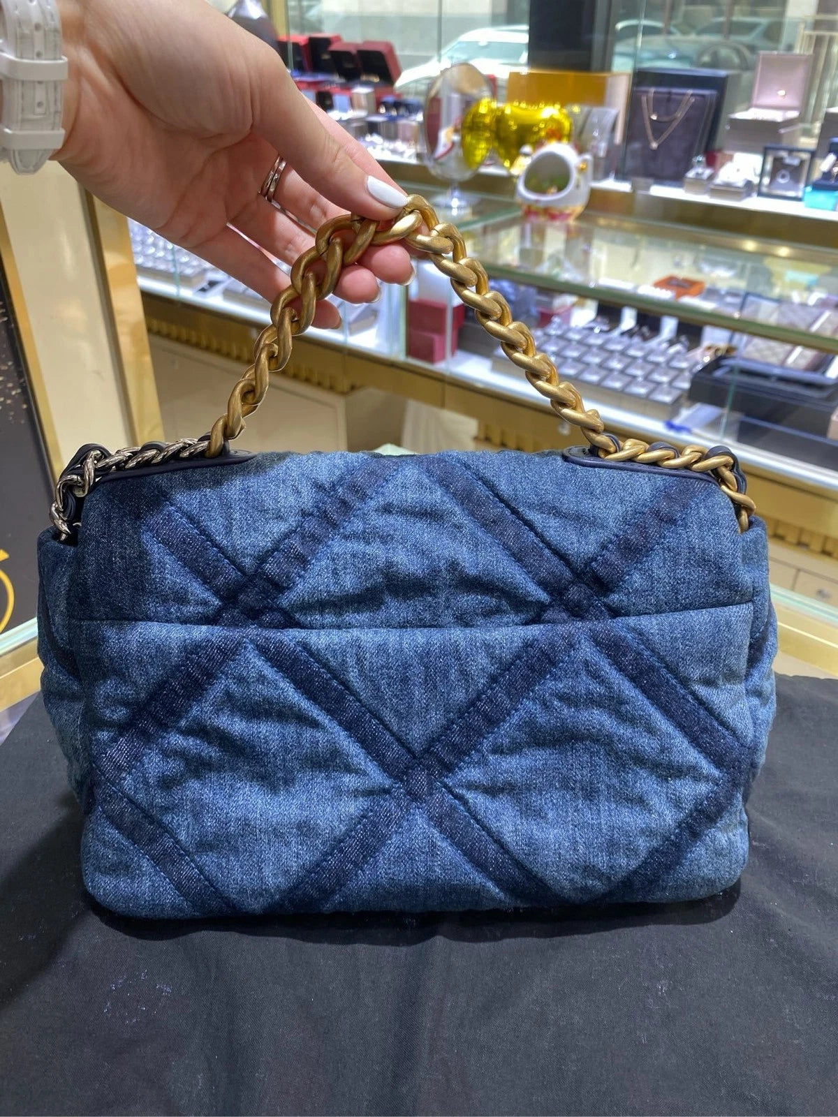 CHANEL Pre-owned 19 Denim Shoulder Bag For Women