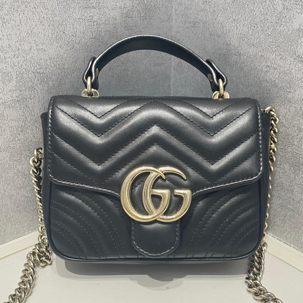 Gucci Marmont Messenger Bag Black Silver Chain Shoulder Crossbody Classic Women