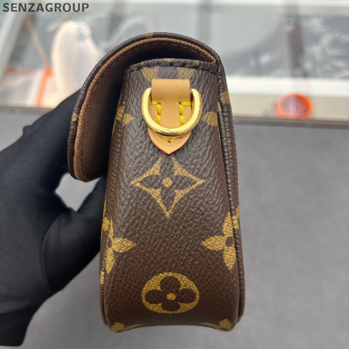 Louis Vuitton Monogram Ivy Chain Shoulder Bag Brown Gold Hardware