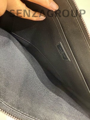 Louis Vuitton Monogram Black Men's Clutch Bag - Classic Design