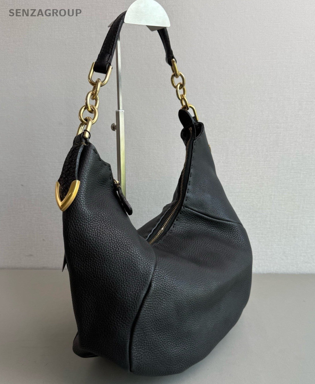 Fendi All-Leather Hobo Shoulder Bag Women Black