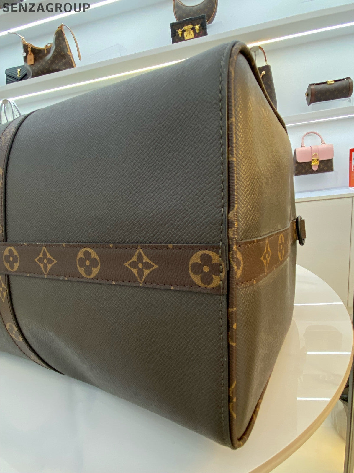 Louis Vuitton Brown Keepall 50 Travel Bag - Unisex Hand Carry & Shoulder Strap
