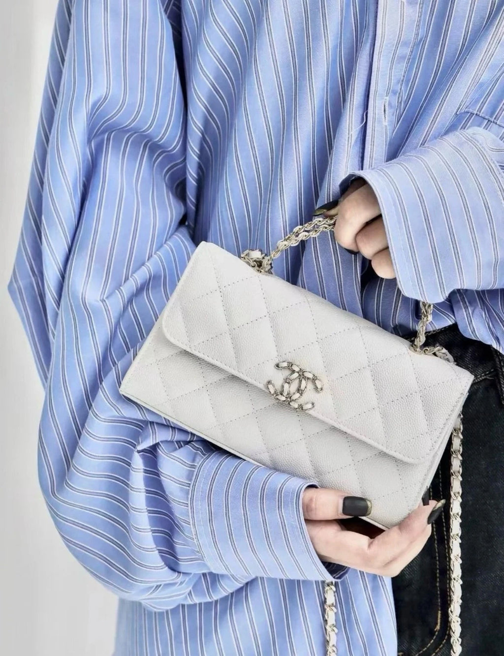 CHANEL White Leather Top Handle Kelly Handbag For Women