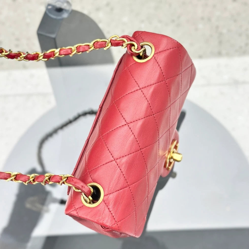 Chanel Vintage Lambskin Chain Shoulder Crossbody Bag Red Gold Women S