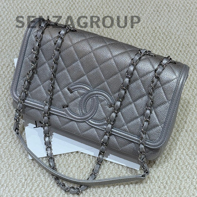 Chanel Vanity Filigree Quilted Chain Shoulder Bag Silver Classic Women
