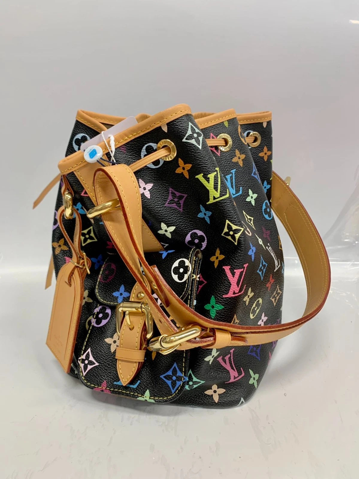 SJ0001 LV bucket multicolor black Z xp02018