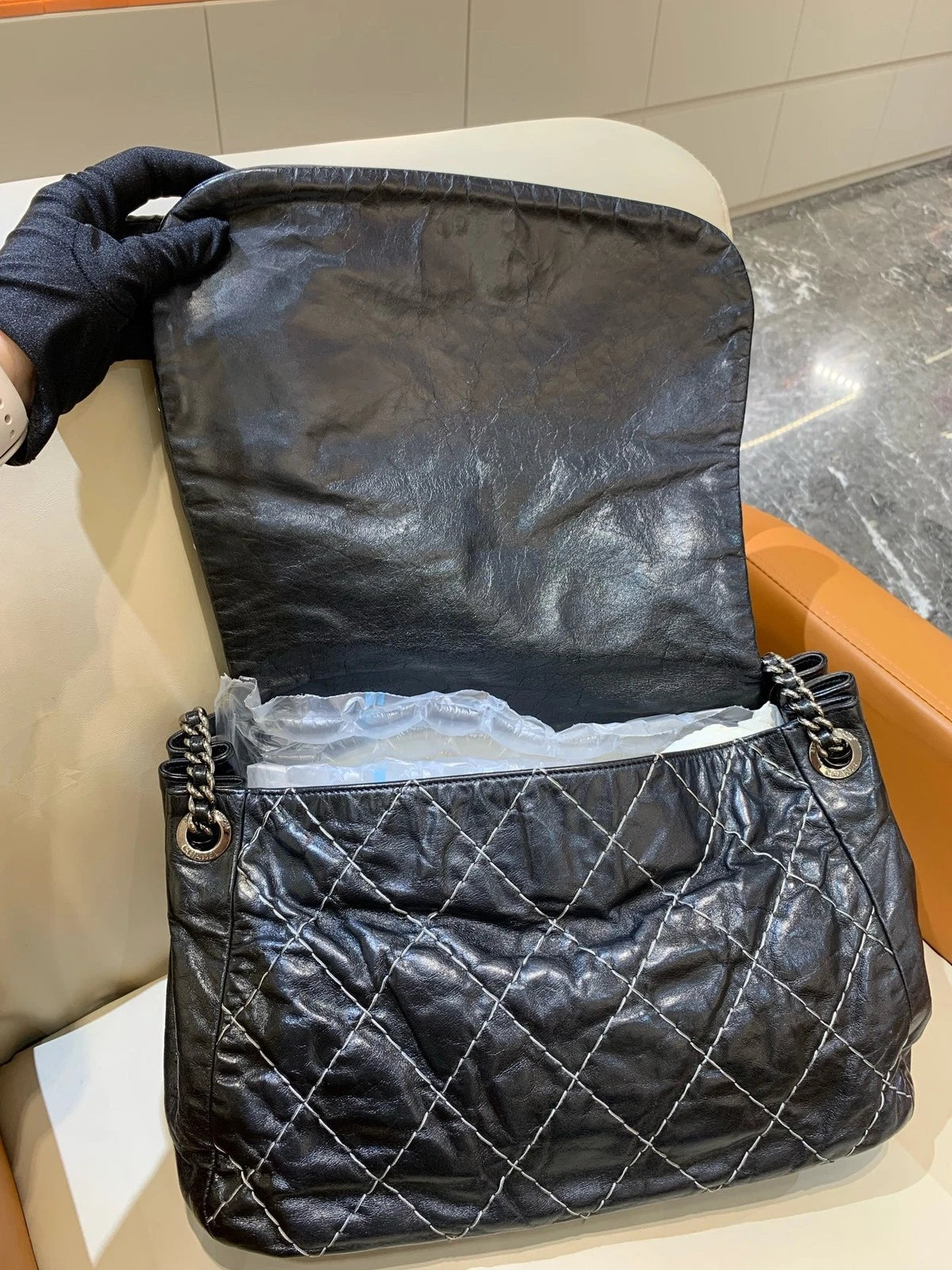CHANEL Black Leather Pumpkin Chain Shoulder Bag For Women