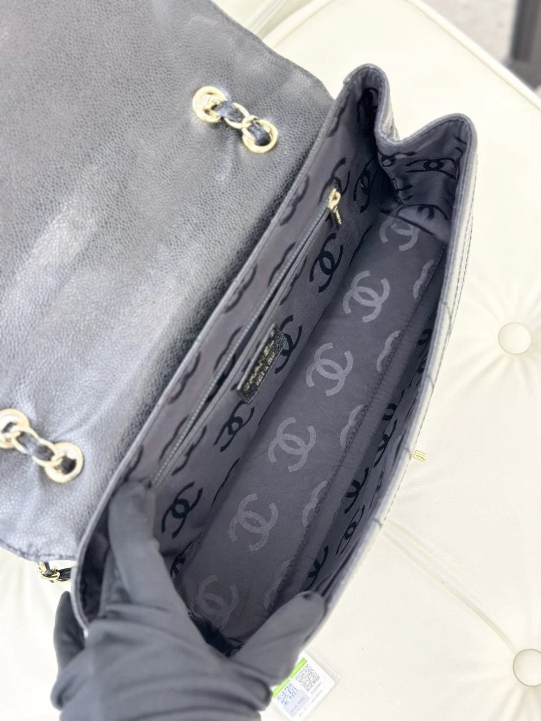 Chanel Vintage Calfskin Chain Shoulder Bag Black Gold Hardware Women S