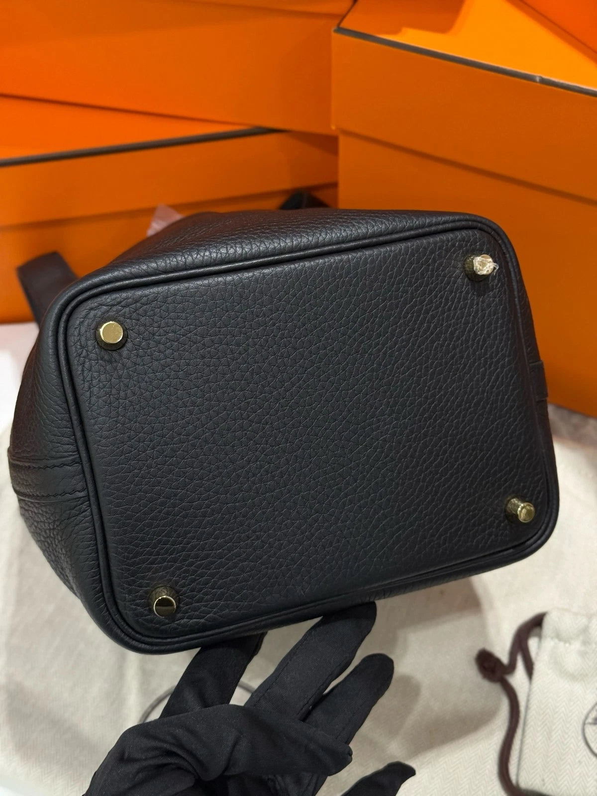 Hermes Picotin18 Black Gold Epsom Bucket Bag For Women