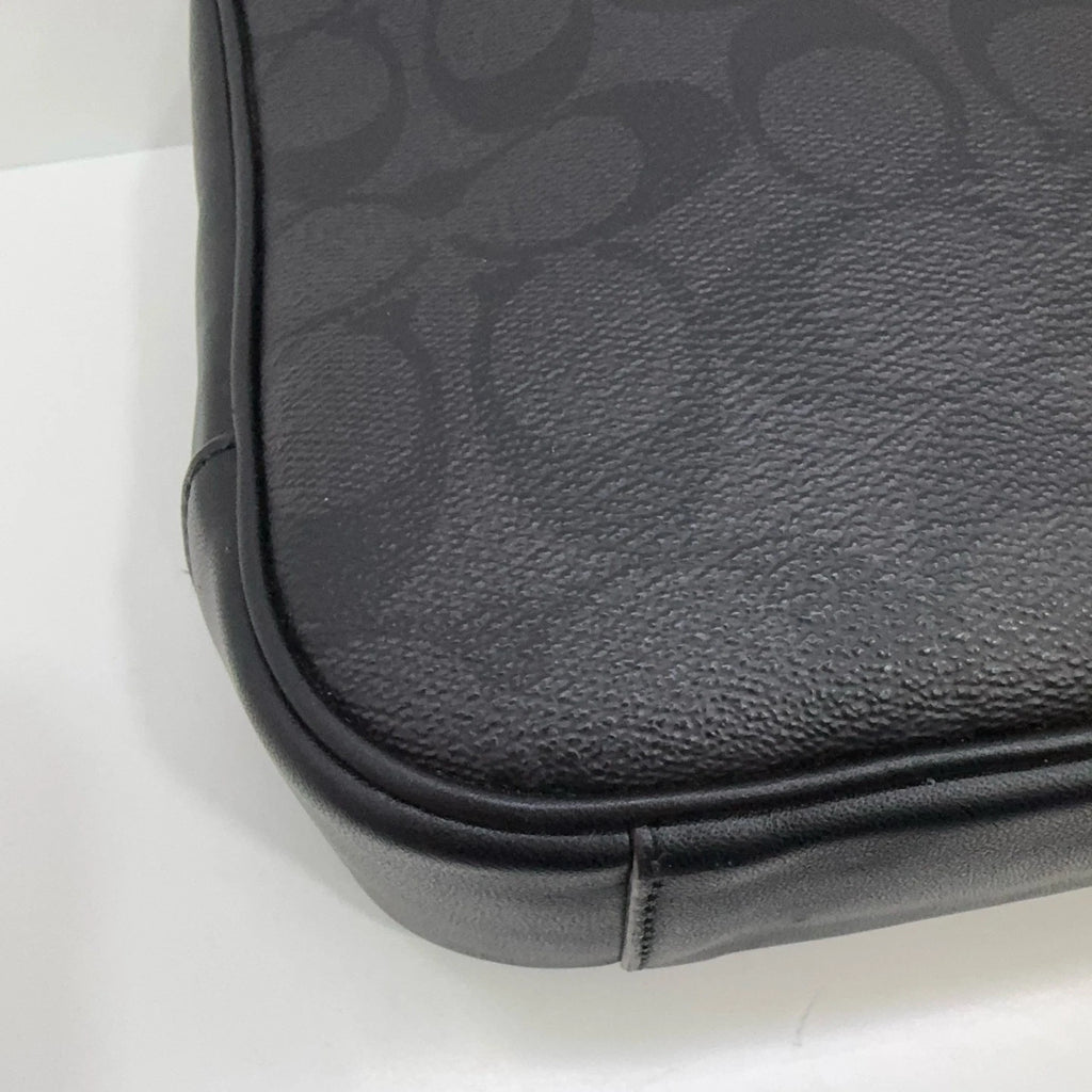 Coach Classic Monogram Canvas Clutch For Women