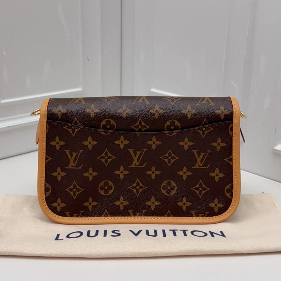 New Louis Vuitton Diane Monogram Canvas Shoulder Bag Crossbody with 2Straps
