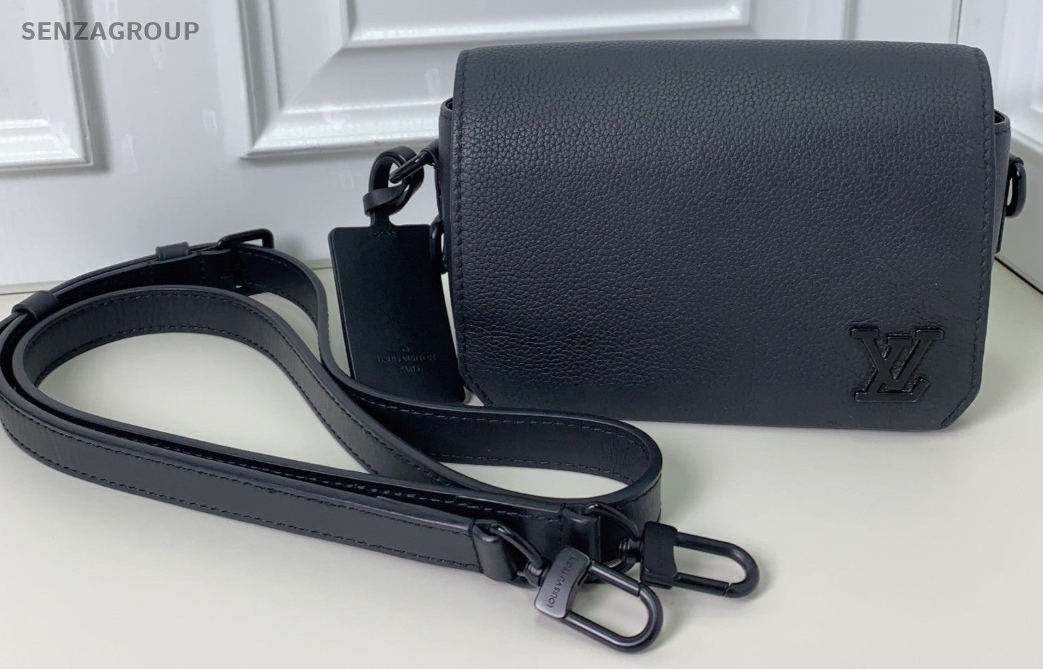 Louis Vuitton SoBlack Takeoff Calfskin Shoulder bag Crossbody Black