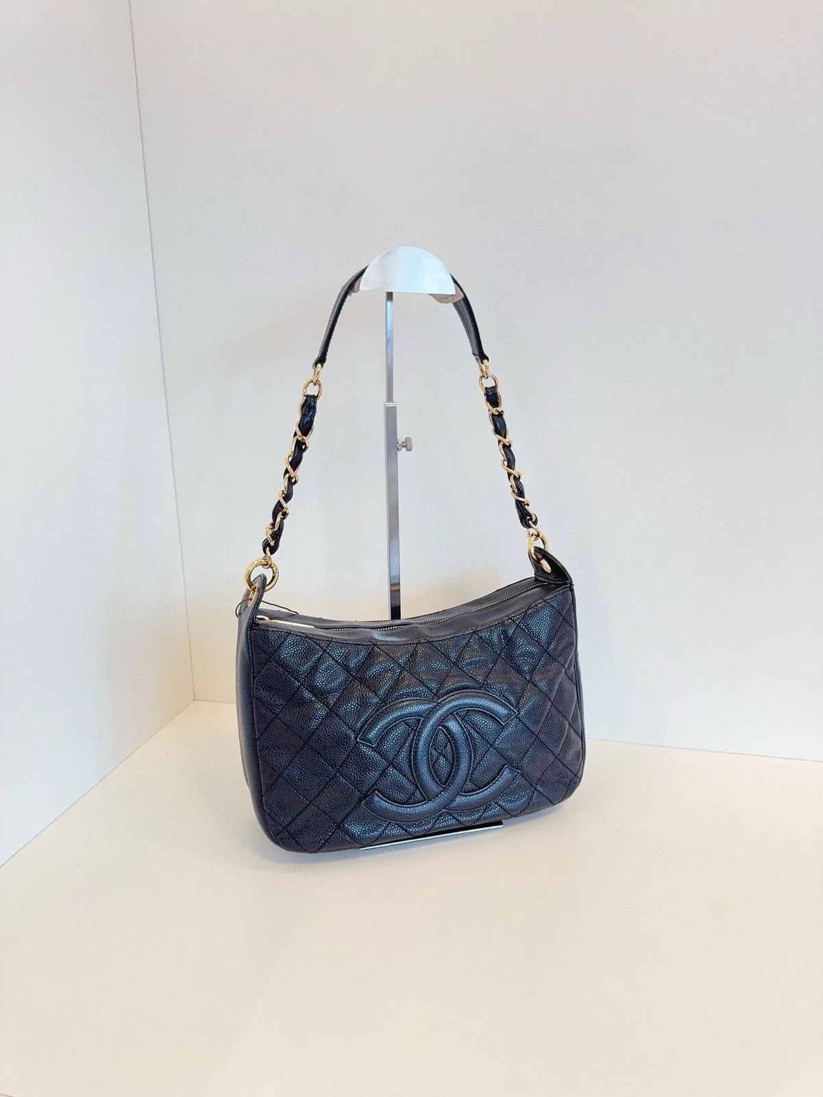CHANEL Black Shoulder Bag For Women