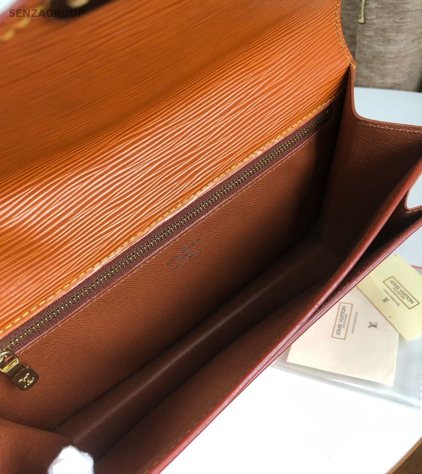 Louis Vuitton Epi Leather Handbag caramel color with Gold Women