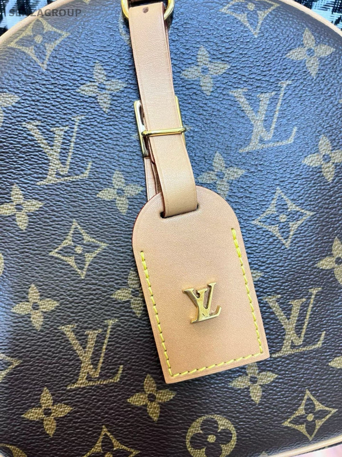 Louis Vuitton Boite Chapeau Souple GM Monogram Shoulder bag Brown Women