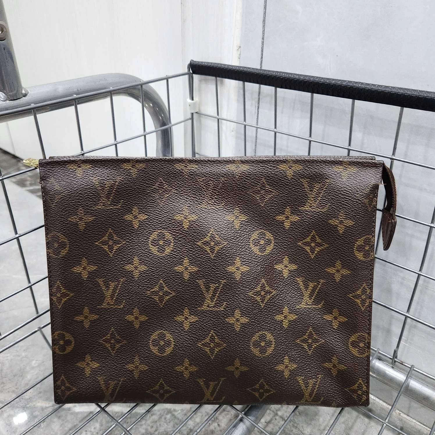 Louis Vuitton Monogram Canvas Clutch Pouch For Women