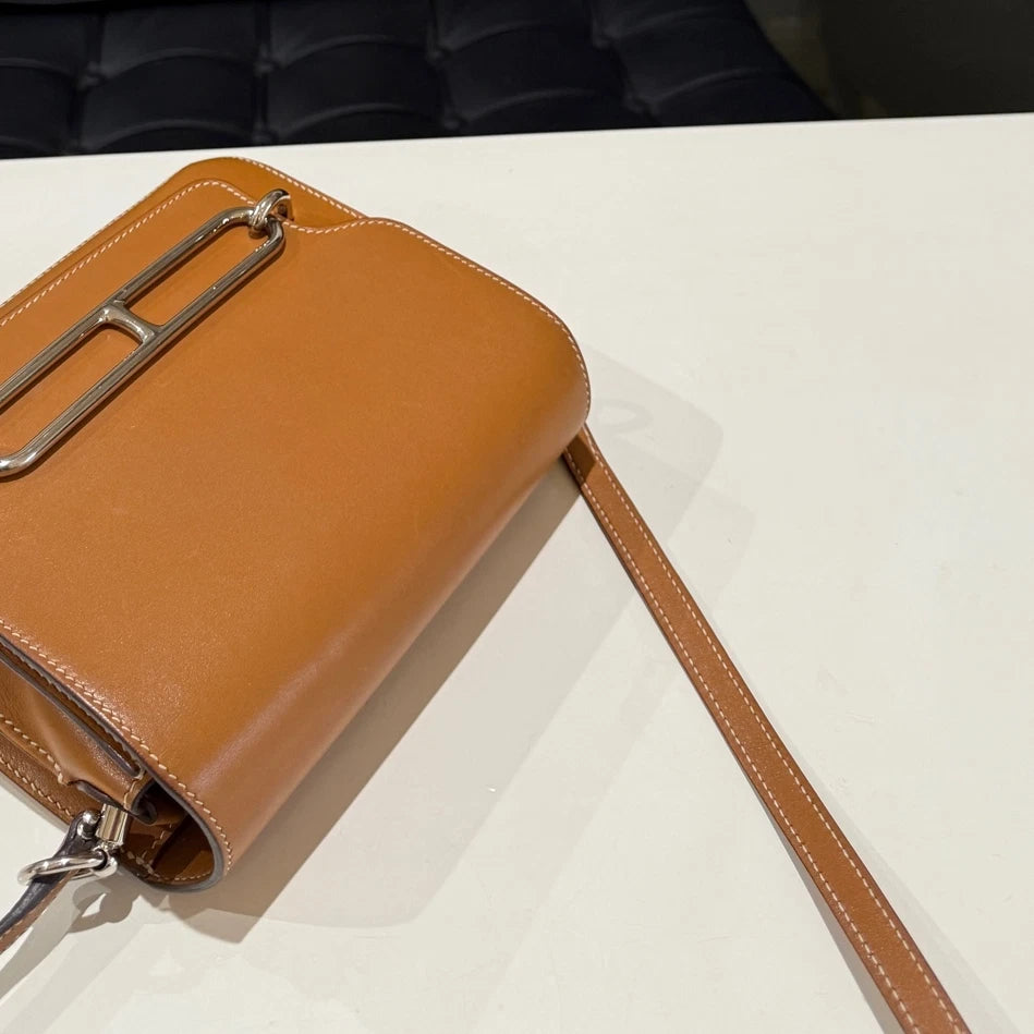 Hermès Roulis 19 Bag Orange Silver Hardware Shoulder Crossbody Bag Women